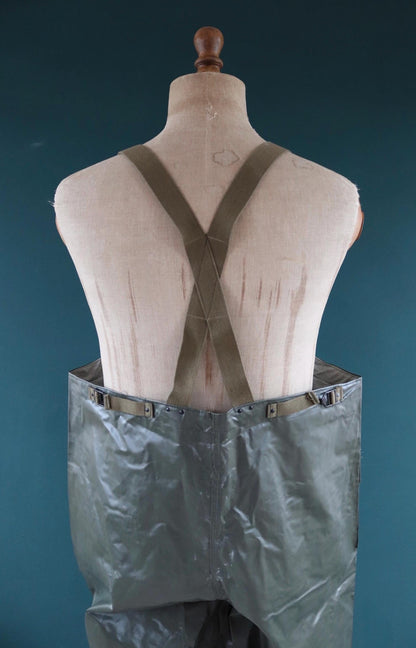 Vintage 1980s Italian Navy waterproofs - deck overalls - foul weather gear - 47" x 29”