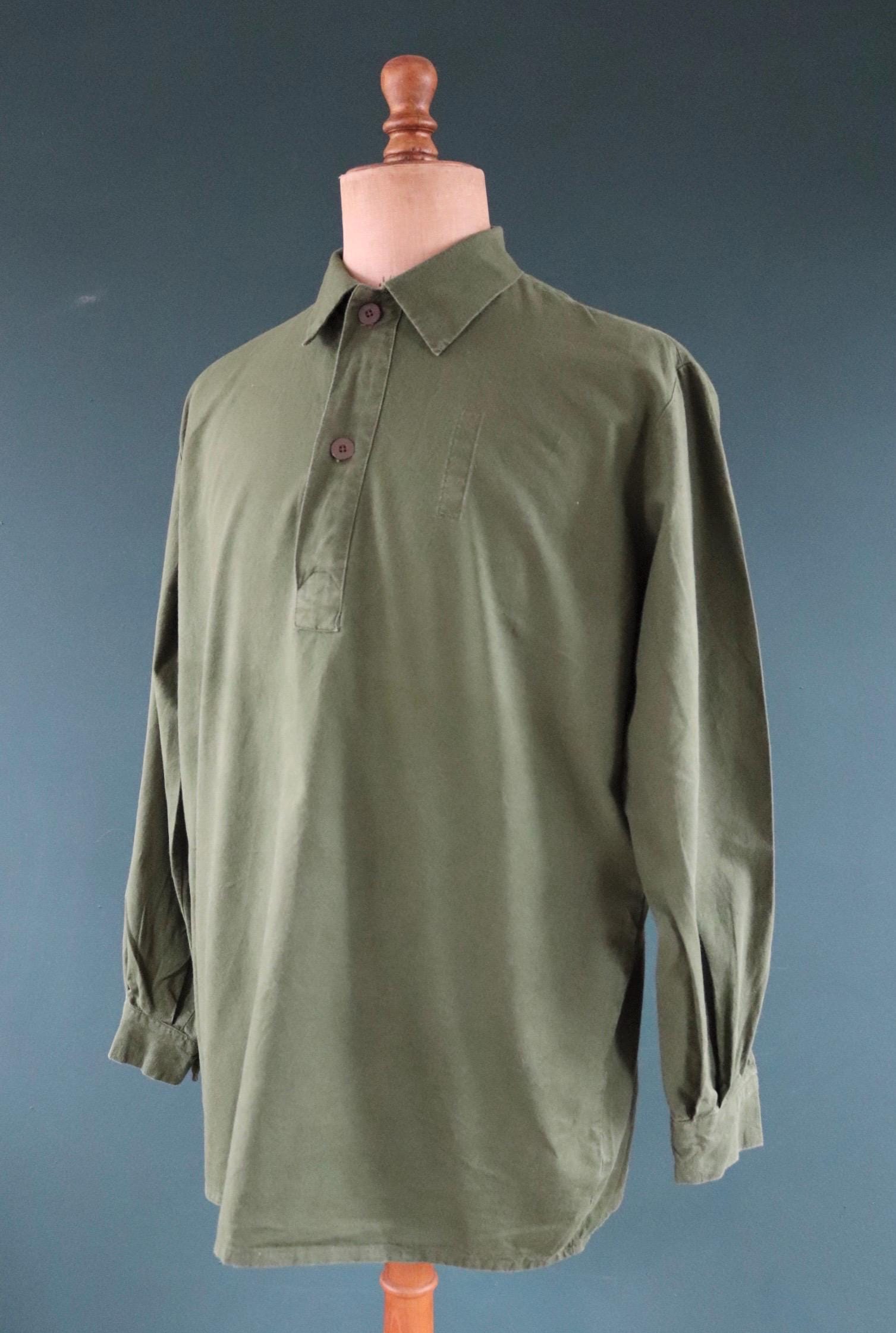 Vintage 1970s Swedish military workwear shirt - M59 - fältskjorta - green cotton army smock - 49” chest