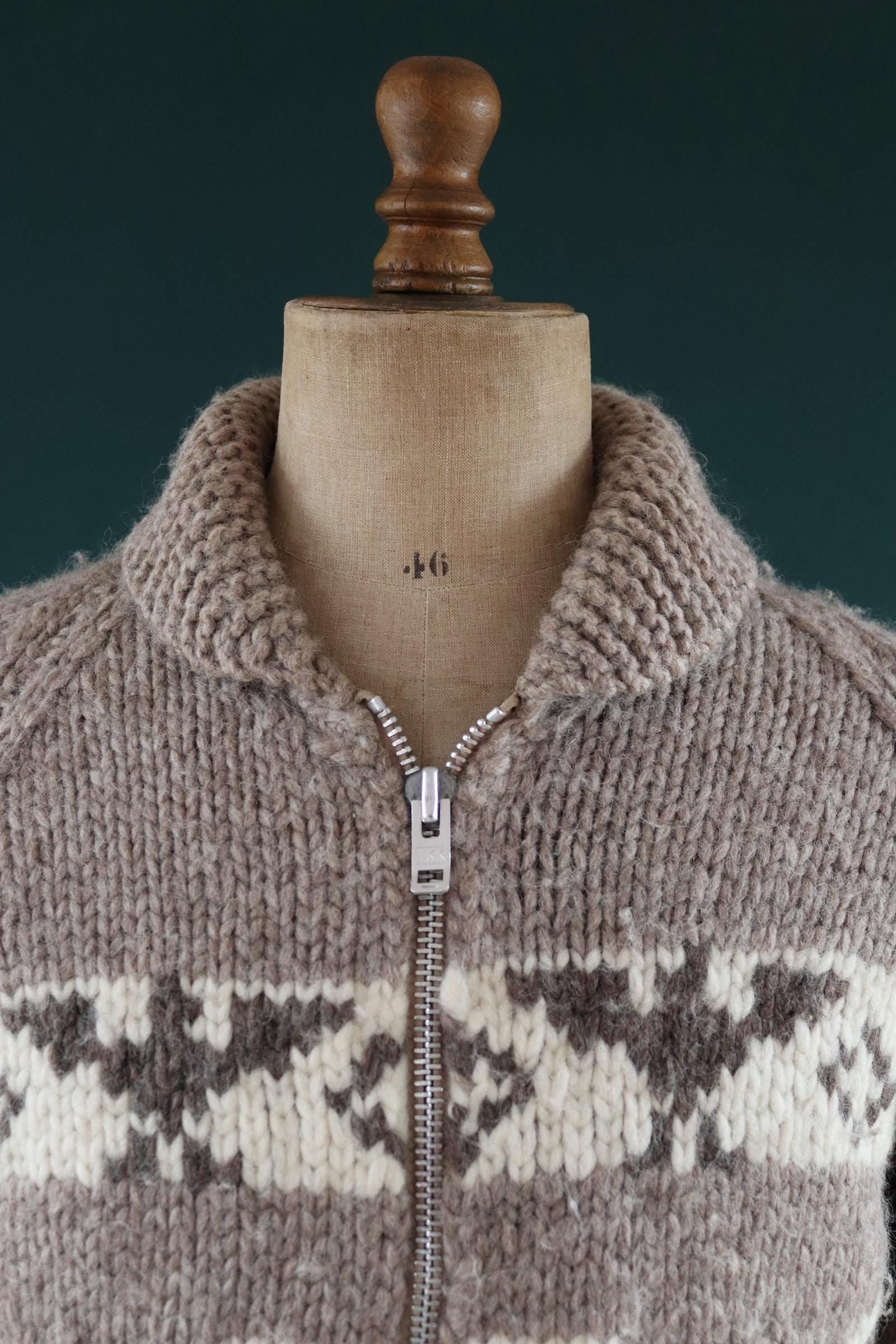 Vintage 1970s Cowichan wool cardigan - hand knitted - 1980s chunky winter sweater - 42" chest