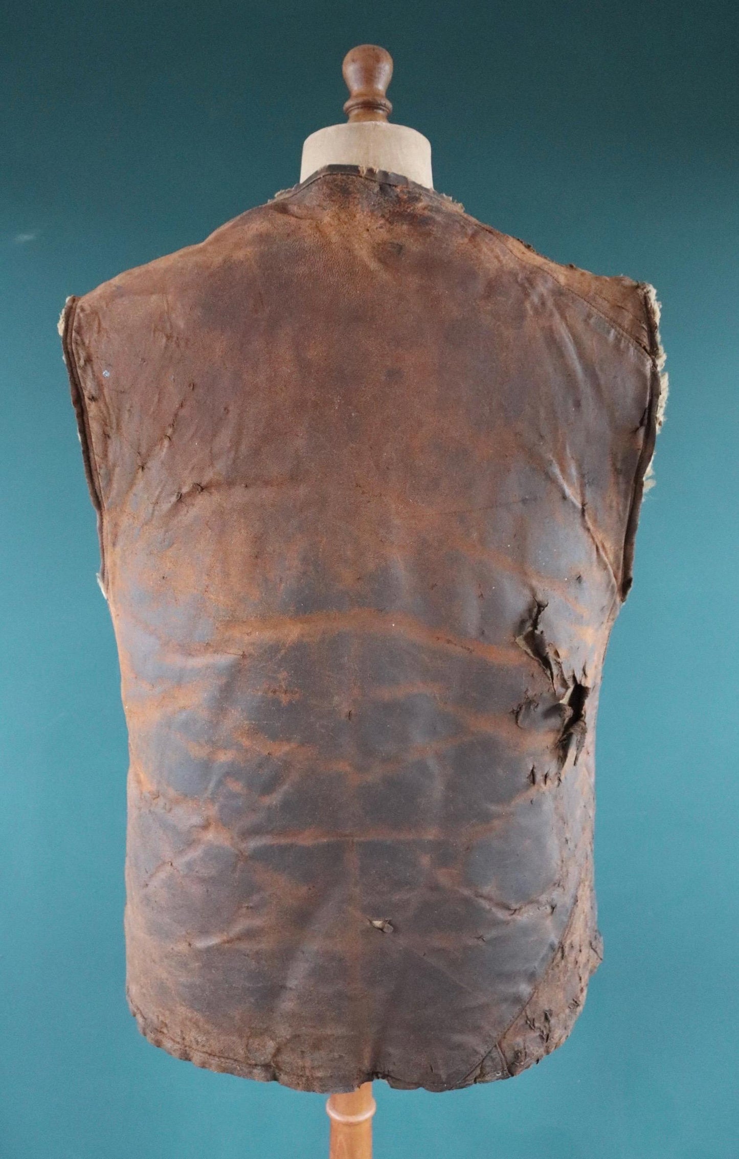 Vintage 1940s British military jerkin - WW2 sheepskin - Tropal coat - RAF vest - horsehide leather waistcoat - 42” chest