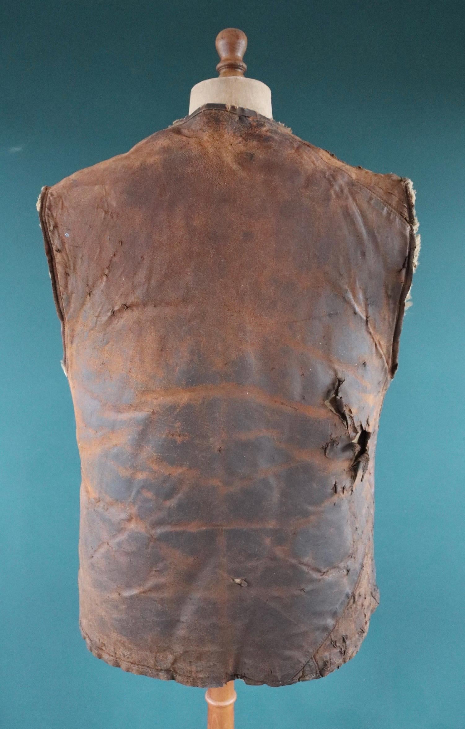 Vintage 1940s British military jerkin - WW2 sheepskin - Tropal coat - RAF vest - horsehide leather waistcoat - 42” chest