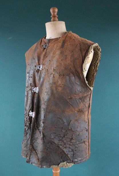 Vintage 1940s British military jerkin - WW2 sheepskin - Tropal coat - RAF vest - horsehide leather waistcoat - 42” chest