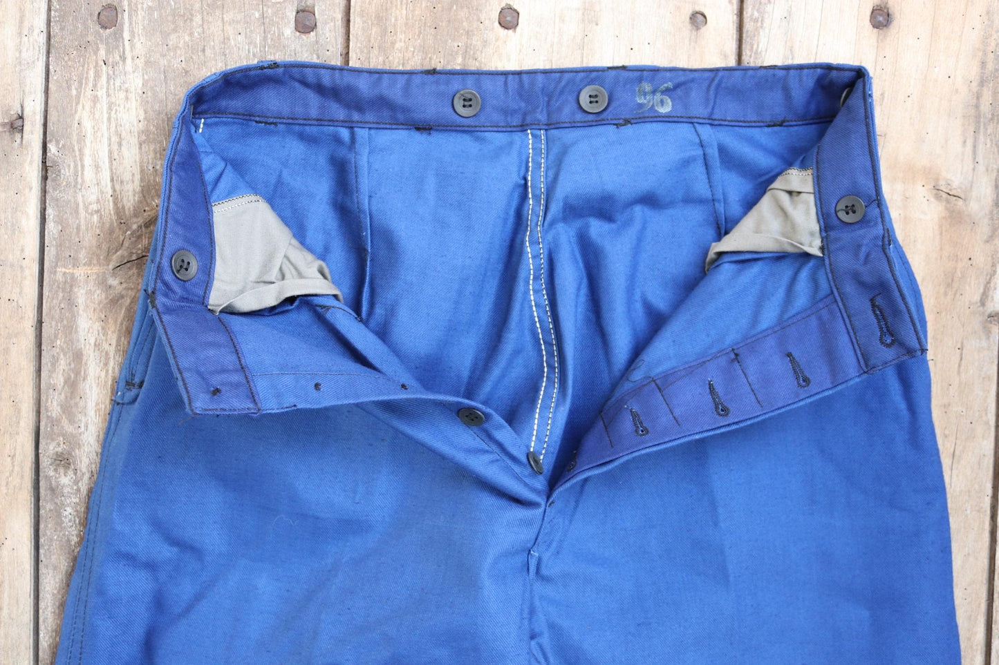 Vintage WW2 workwear trousers - 1940s deadstock - buckle back pants - Swedish military - cobalt blue cotton twill - 30” x 32”