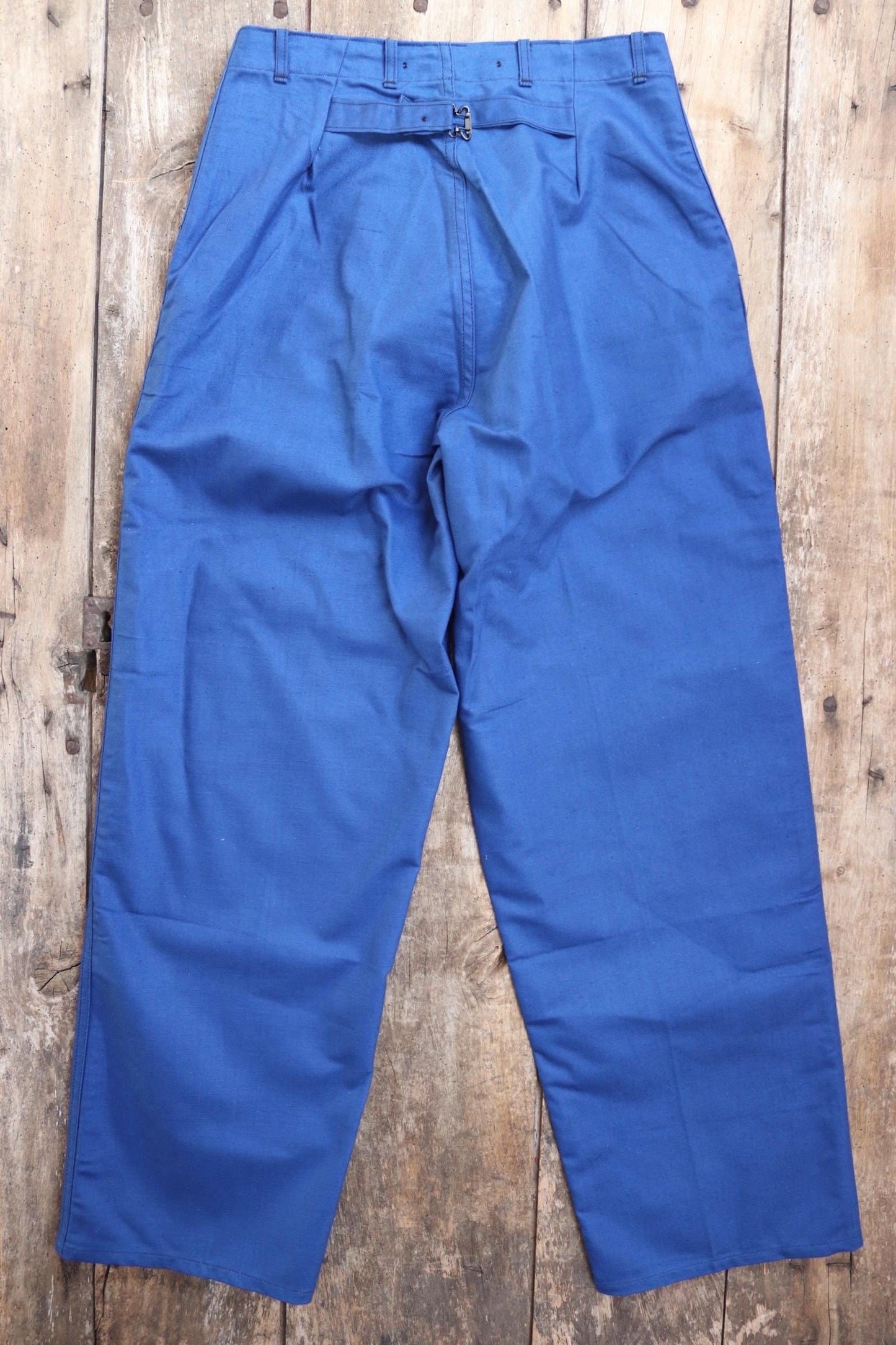 Vintage WW2 workwear trousers - 1940s deadstock - Swedish military - buckle back pants - blue cotton twill - 30” x 32”