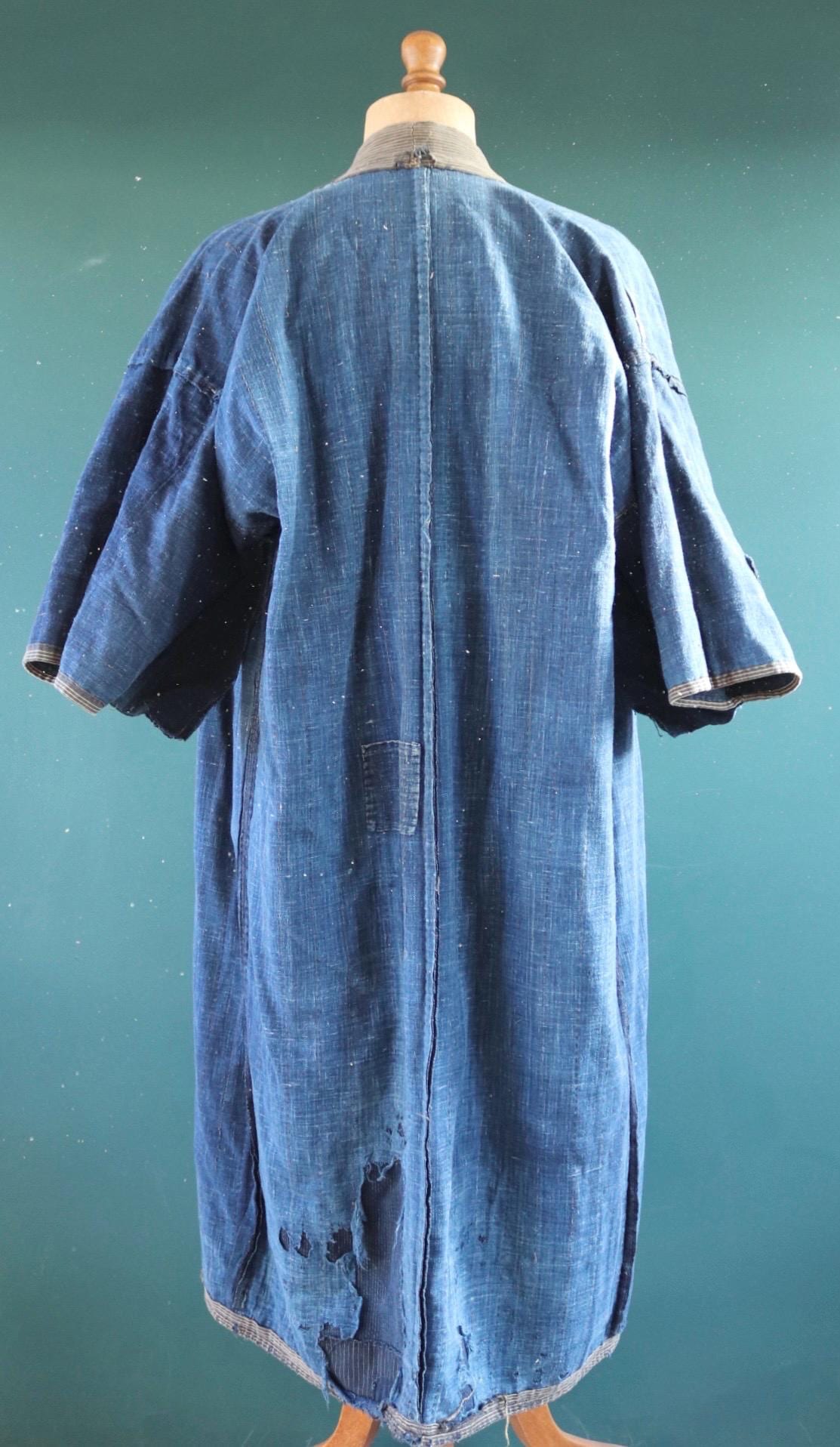 Vintage Japanese boro kimono - indigo kasuri robe - sashiko stitching - traditional dressing gown