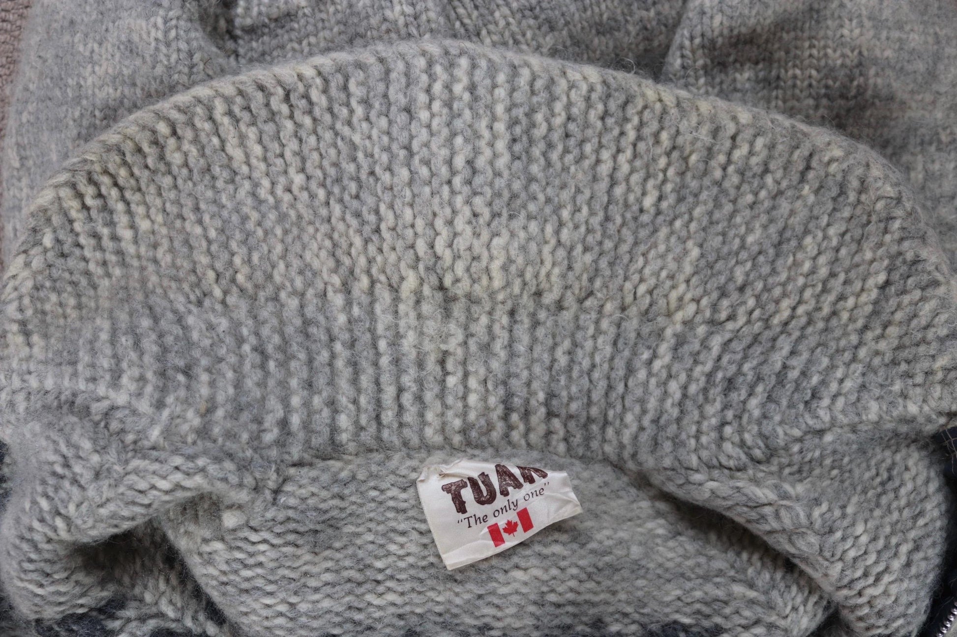 Vintage 1980s Tuak cowichan sweater - chunky wool cardigan - hand knitted jumper - shawl collar - 42” chest