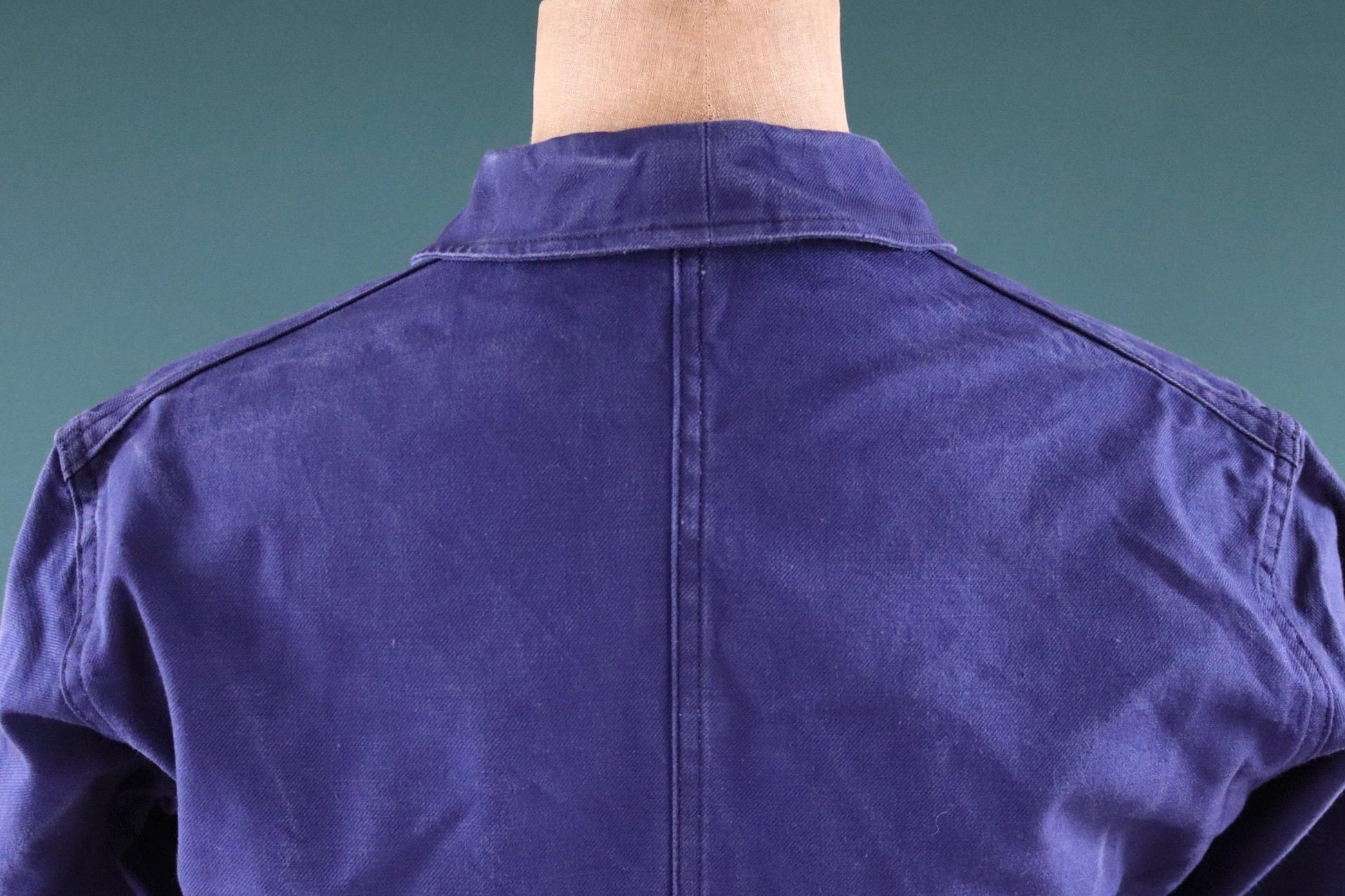 Vintage French workwear jacket - blue chore coat - 44” chest