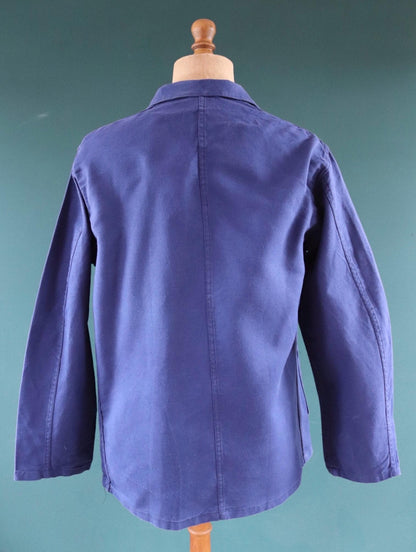 Vintage French workwear jacket - blue chore coat - 46” chest