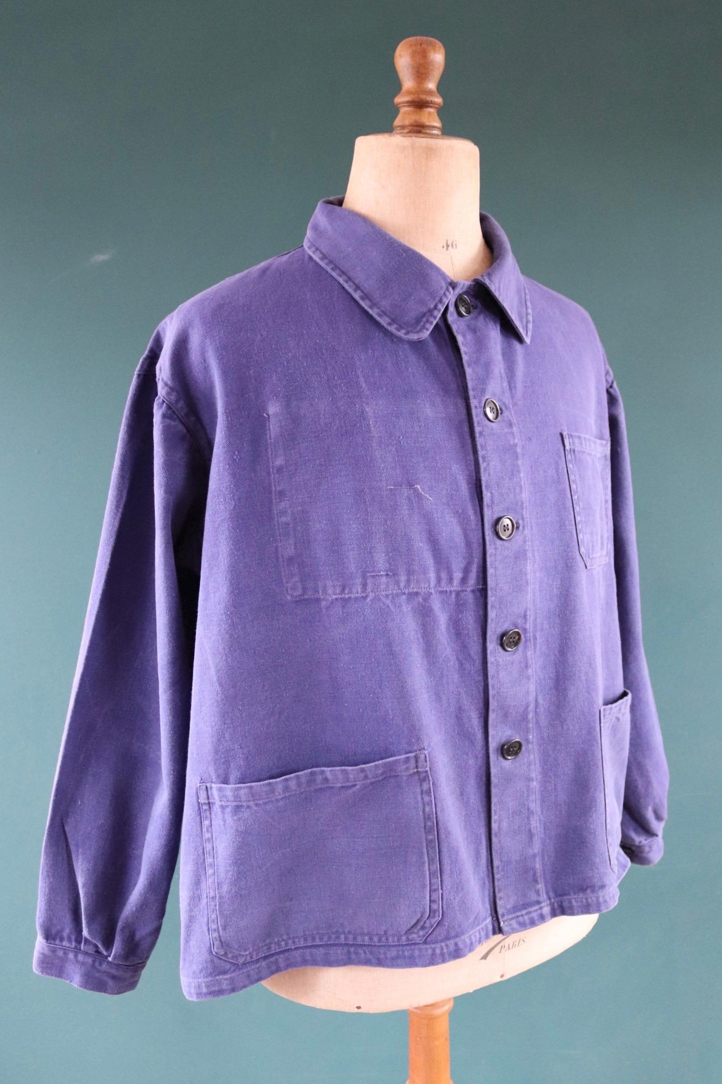 Vintage French workwear jacket - blue chore coat - 53” chest