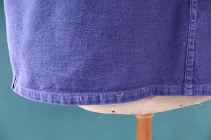 Vintage French workwear jacket - blue chore coat - 53” chest