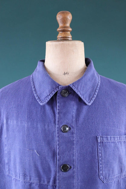 Vintage French workwear jacket - blue chore coat - 53” chest