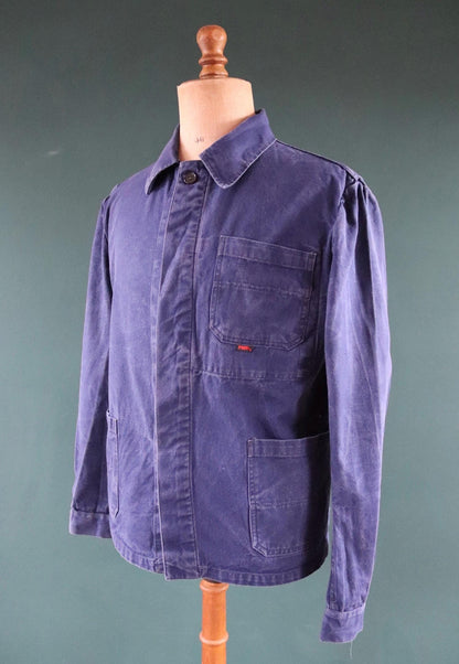 Vintage French workwear jacket - blue chore coat - 44” chest