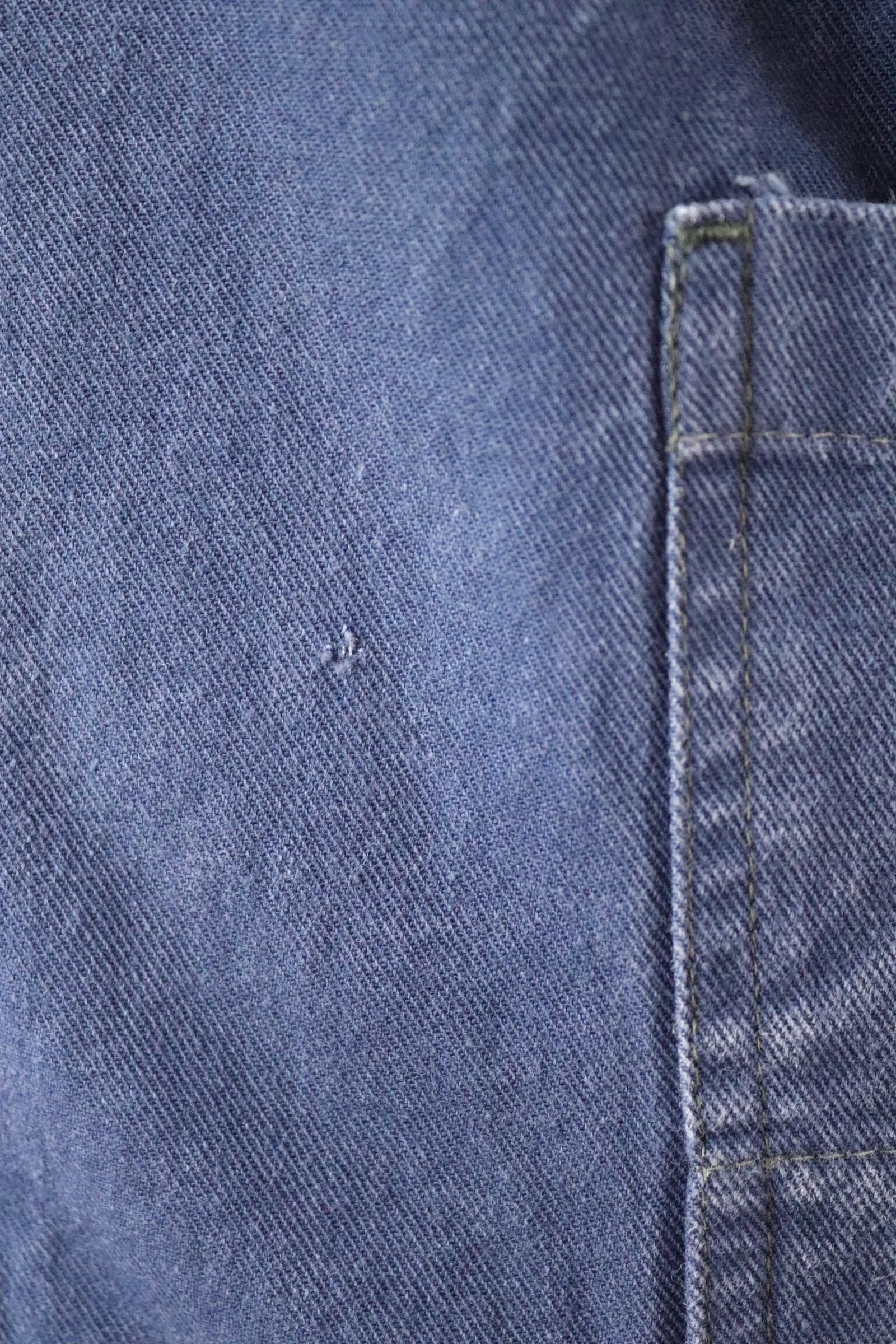 Vintage French workwear jacket - blue chore coat - 44” chest