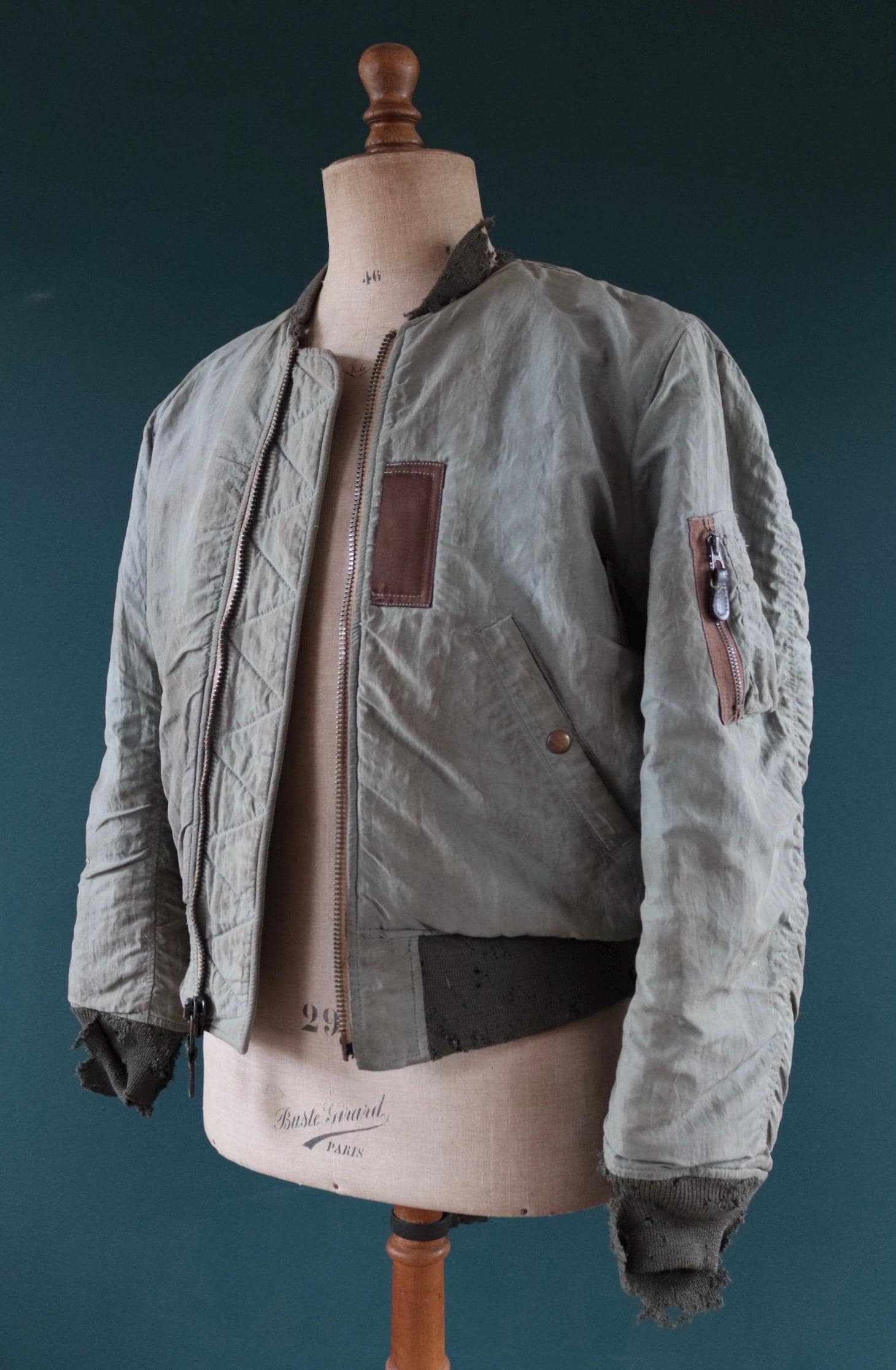 Vintage 1950s USAF MA-1 - Air Force flight jacket - military jacket - MIL-J-8279B - 44" chest