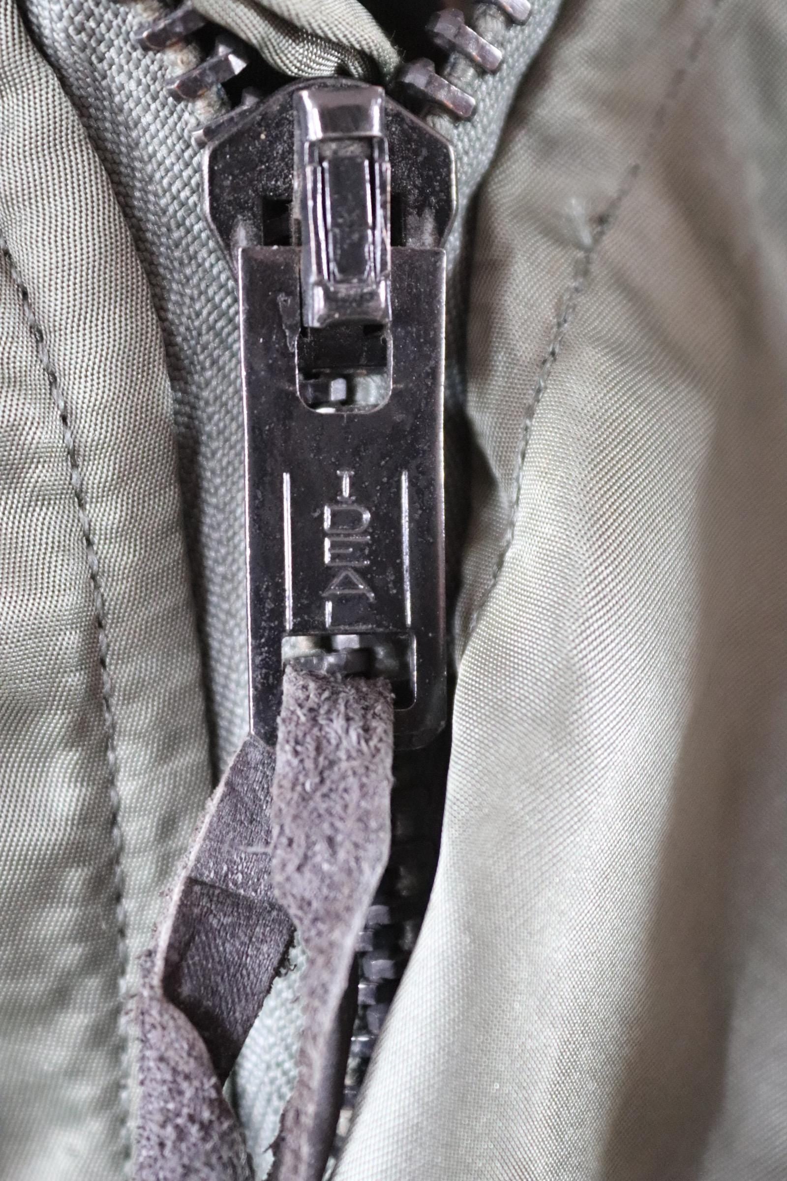 Vintage 1980s USAF N-2B jacket - military parka - extreme cold weather - split hood - 44" chest