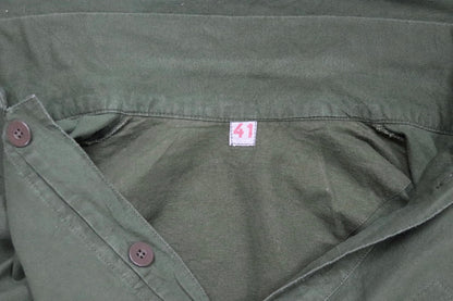 Vintage 1970s Swedish military workwear shirt - M59 - fältskjorta - green cotton army smock - 49” chest