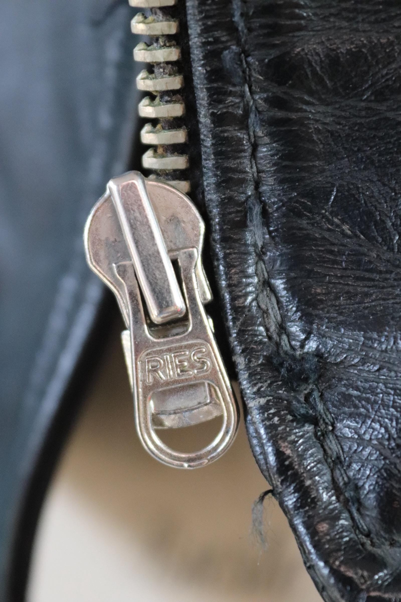 Vintage 1980s black leather biker jacket - 40” chest