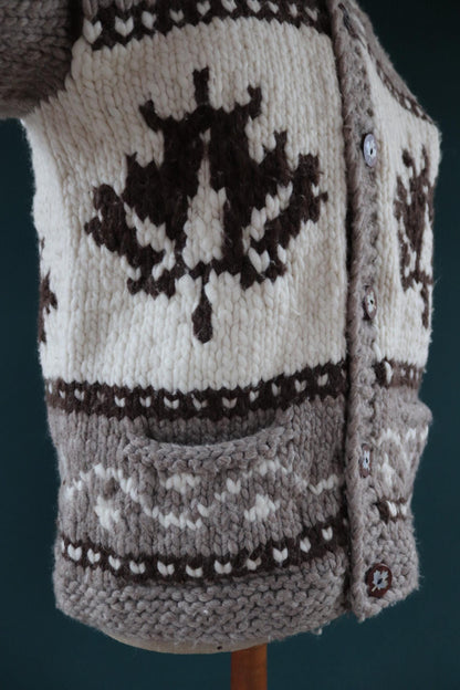 Vintage 1980s Cowichan wool cardigan - hand knitted - chunky winter sweater - 45" chest
