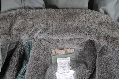 Vintage 1950s British army middle parka - 1st pattern military jacket - extreme cold weather - 42” chest