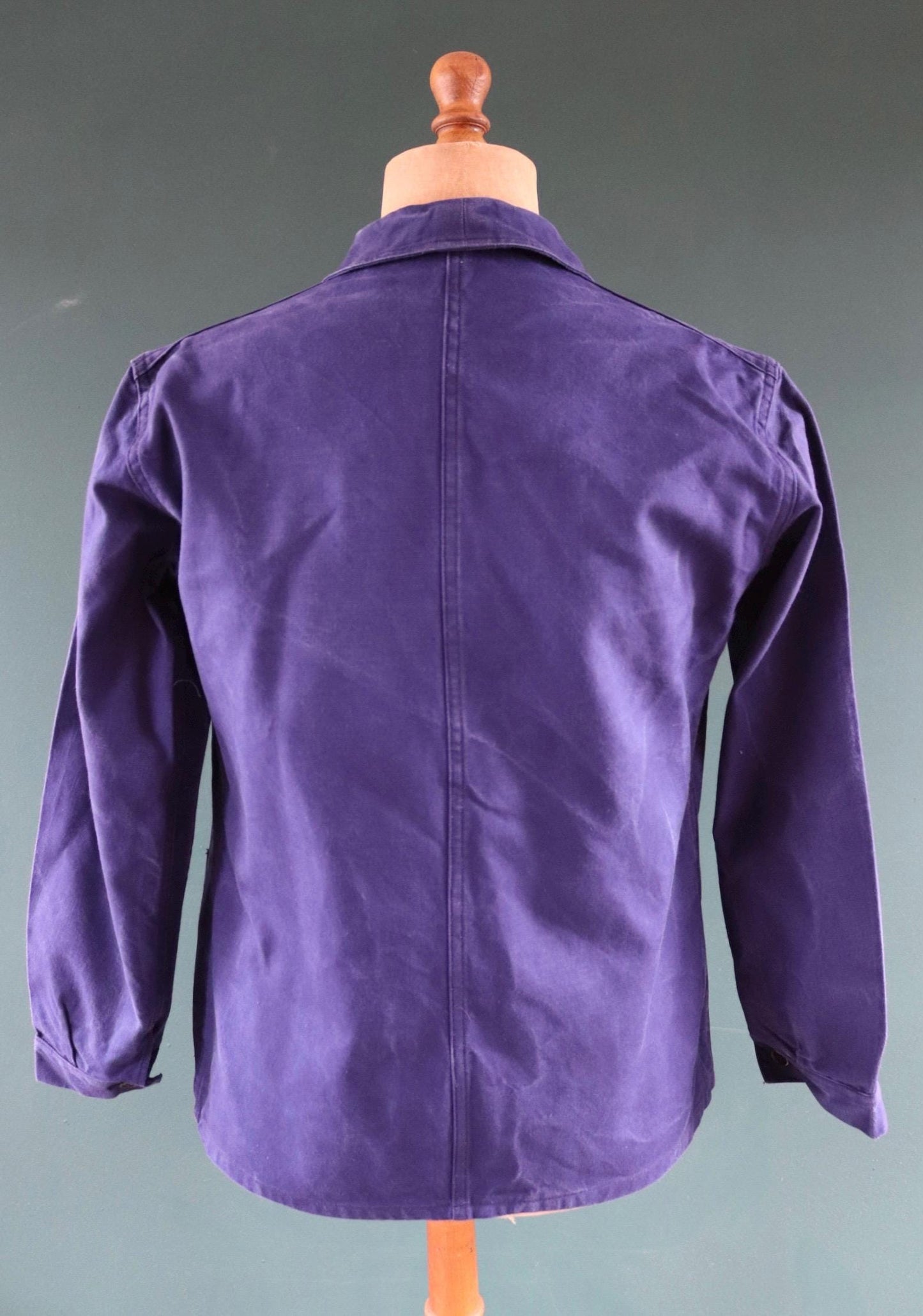 Vintage French workwear jacket - blue chore coat - 44” chest