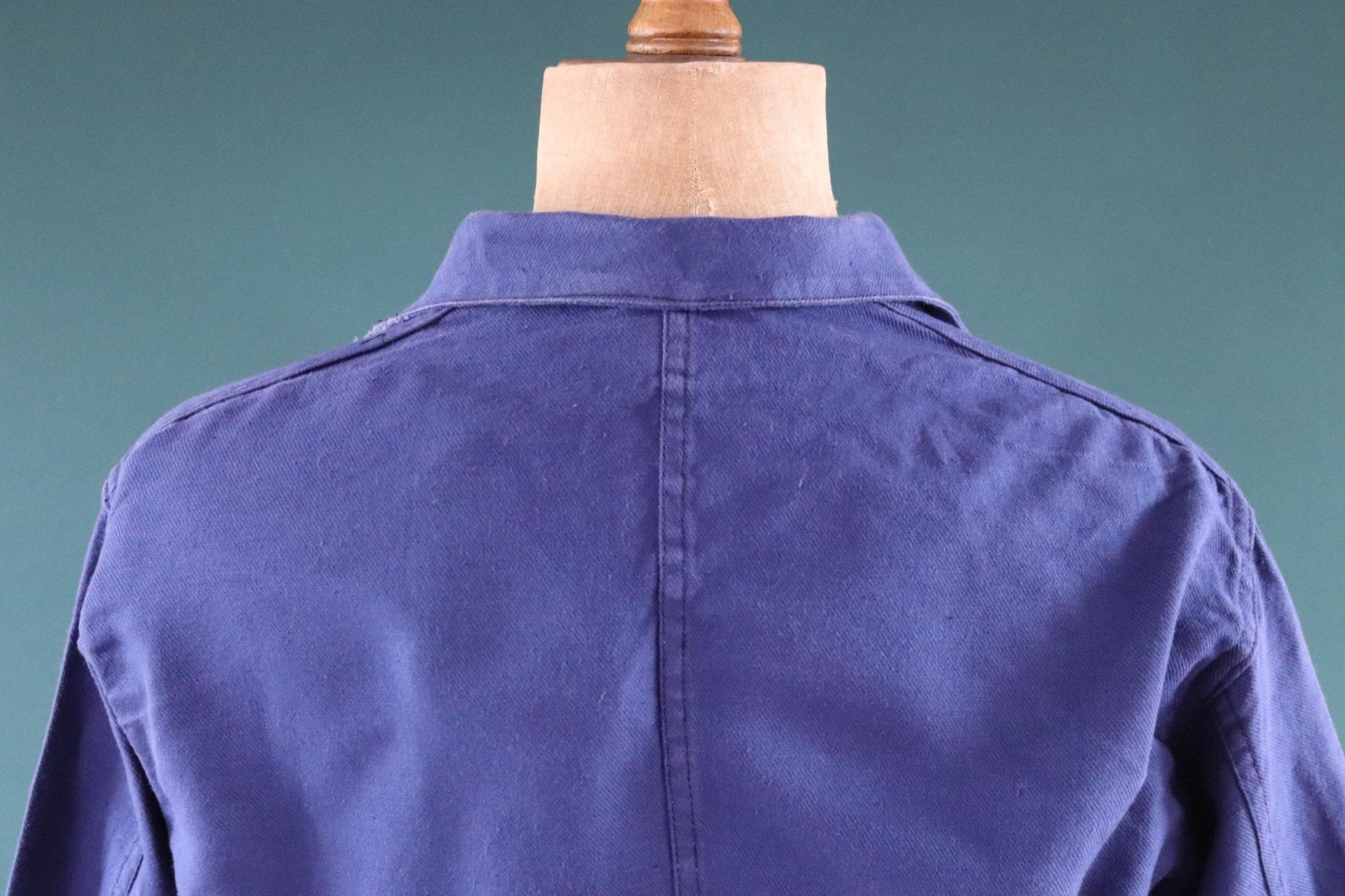 Vintage French workwear jacket - blue chore coat - 46” chest