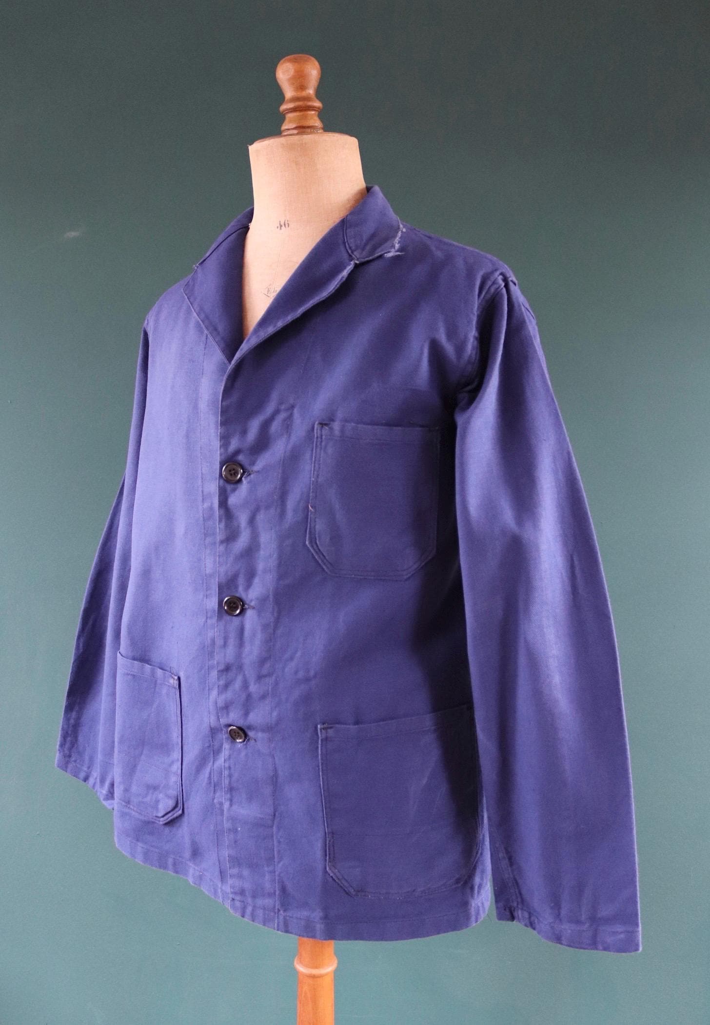 Vintage French workwear jacket - blue chore coat - 46” chest