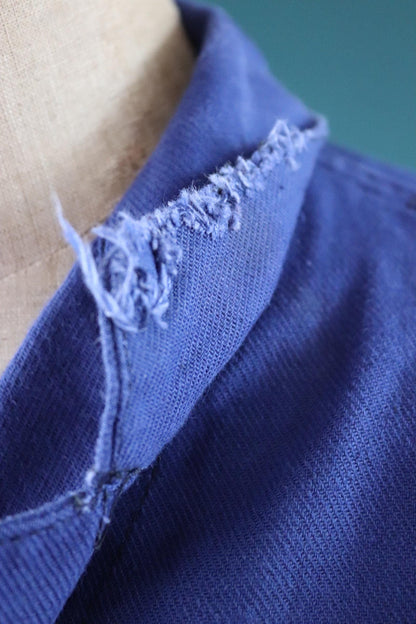 Vintage French workwear jacket - blue chore coat - 46” chest