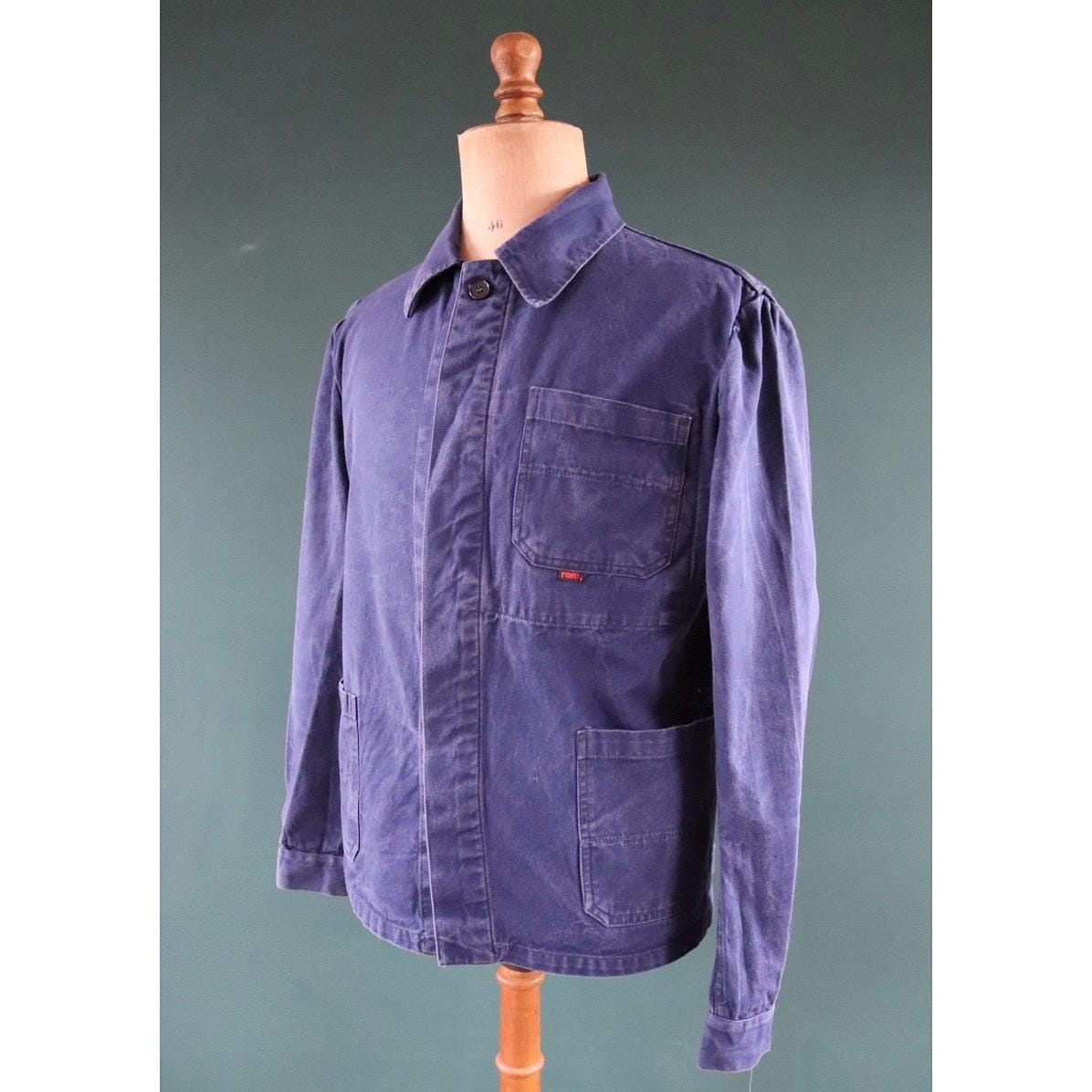 Vintage French workwear jacket - blue chore coat - 44” chest