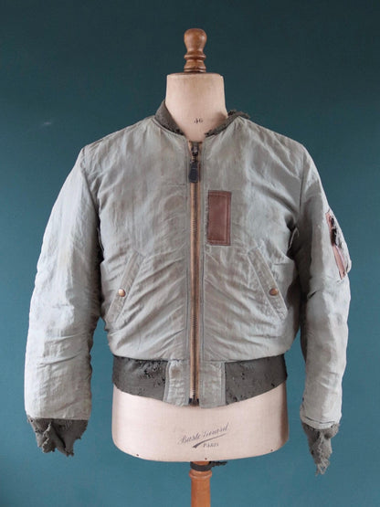 Vintage 1950s USAF MA-1 - Air Force flight jacket - military jacket - MIL-J-8279B - 44" chest