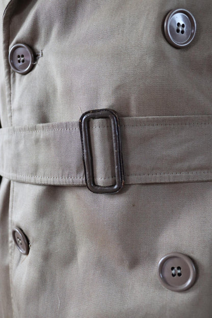 Vintage 1950s demob trench coat - WW2 British - gabardine rain coat - double breasted - 48” chest