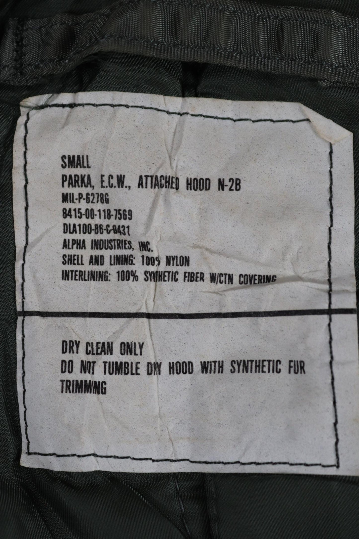 Vintage 1980s USAF N-2B jacket - military parka - extreme cold weather - split hood - 44" chest