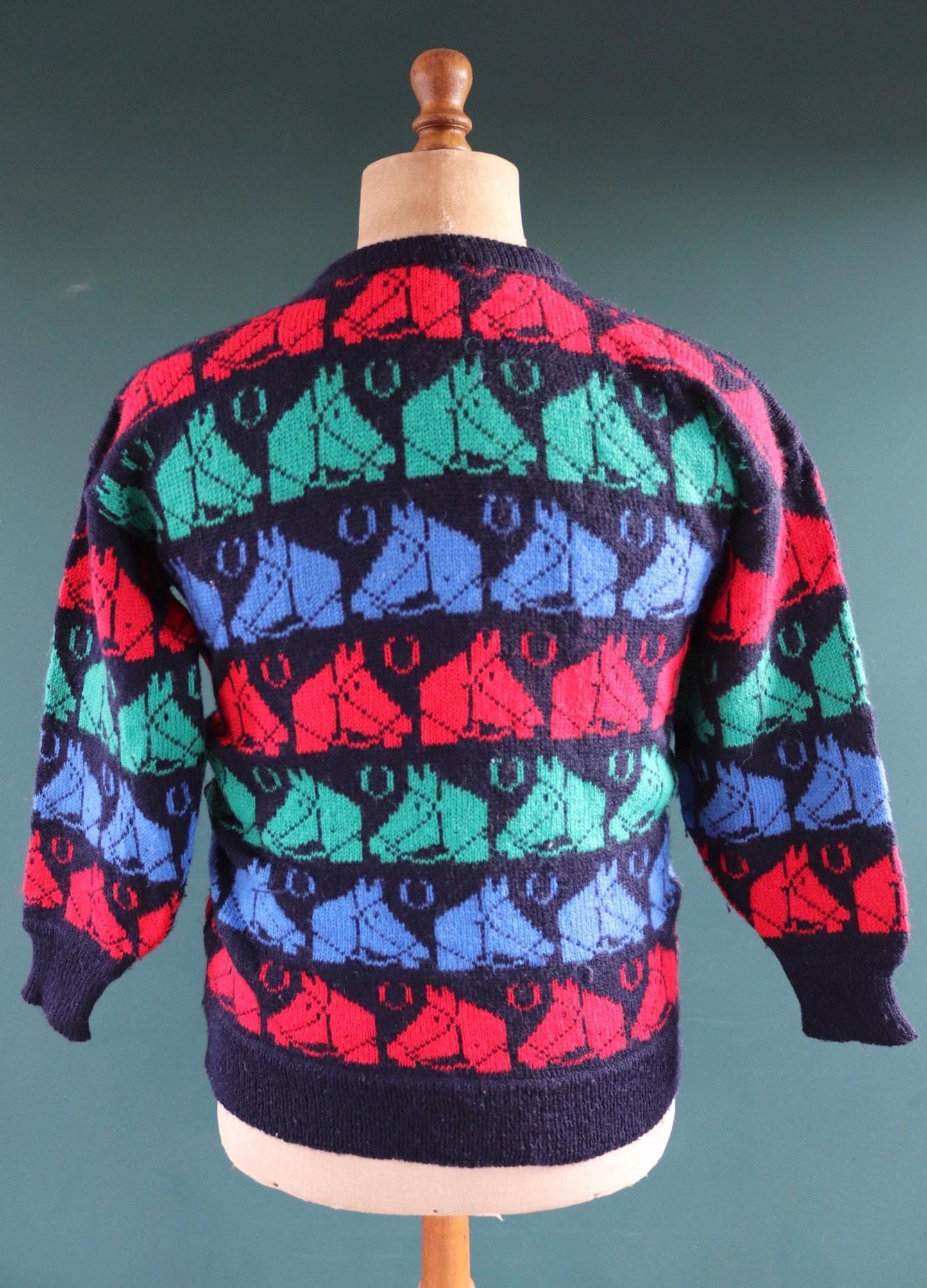 Vintage 1980s knitted wool jumper - horse sweater - novelty knitwear - 39” chest