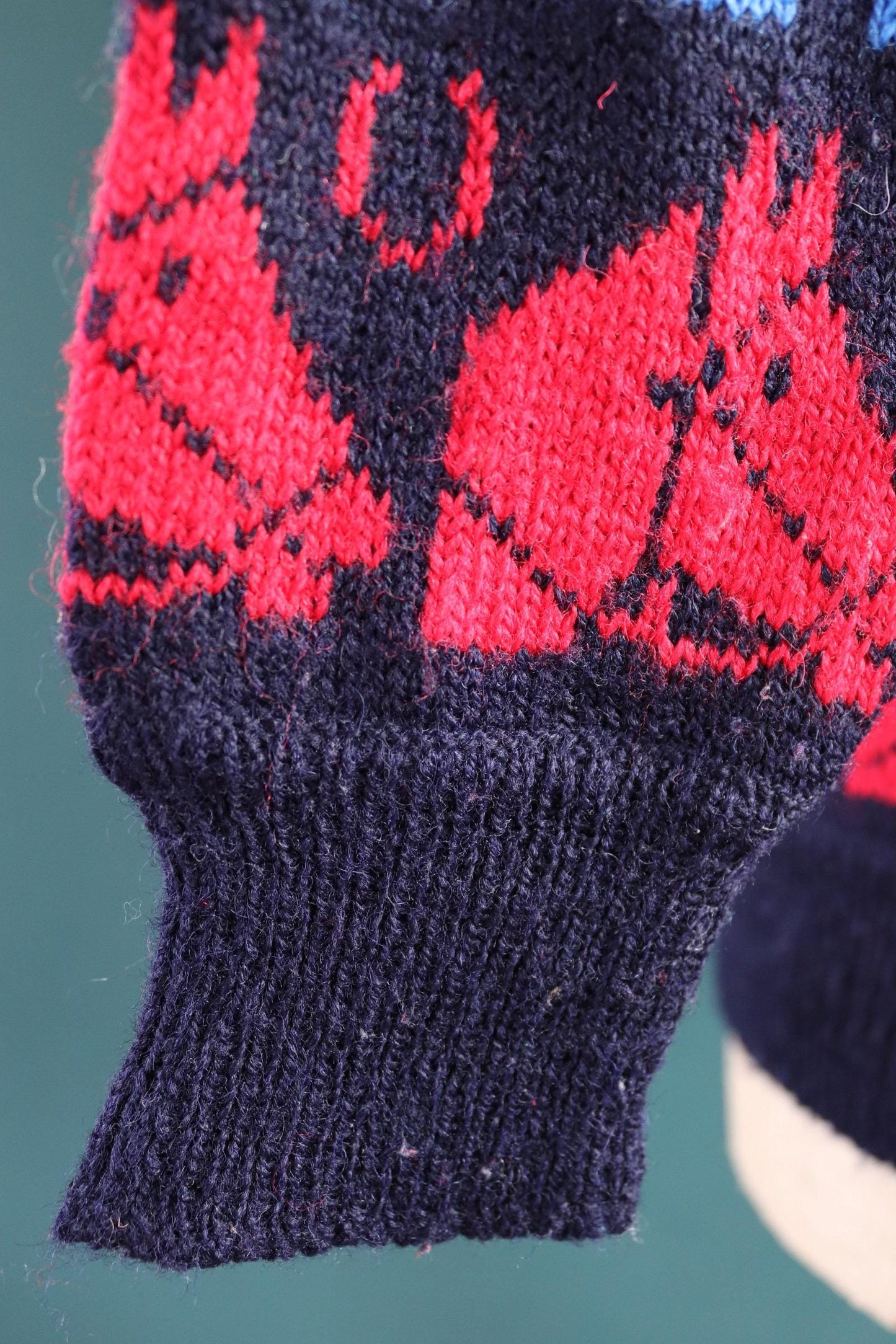 Vintage 1980s knitted wool jumper - horse sweater - novelty knitwear - 39” chest