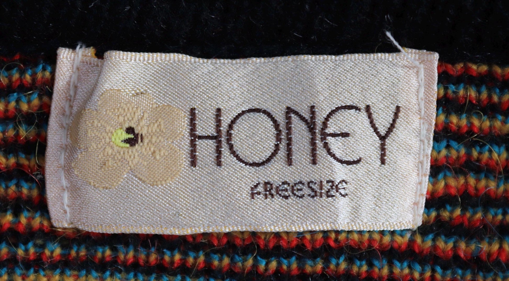 Vintage 1980s knitted jumper - crazy pattern sweater - 44” chest