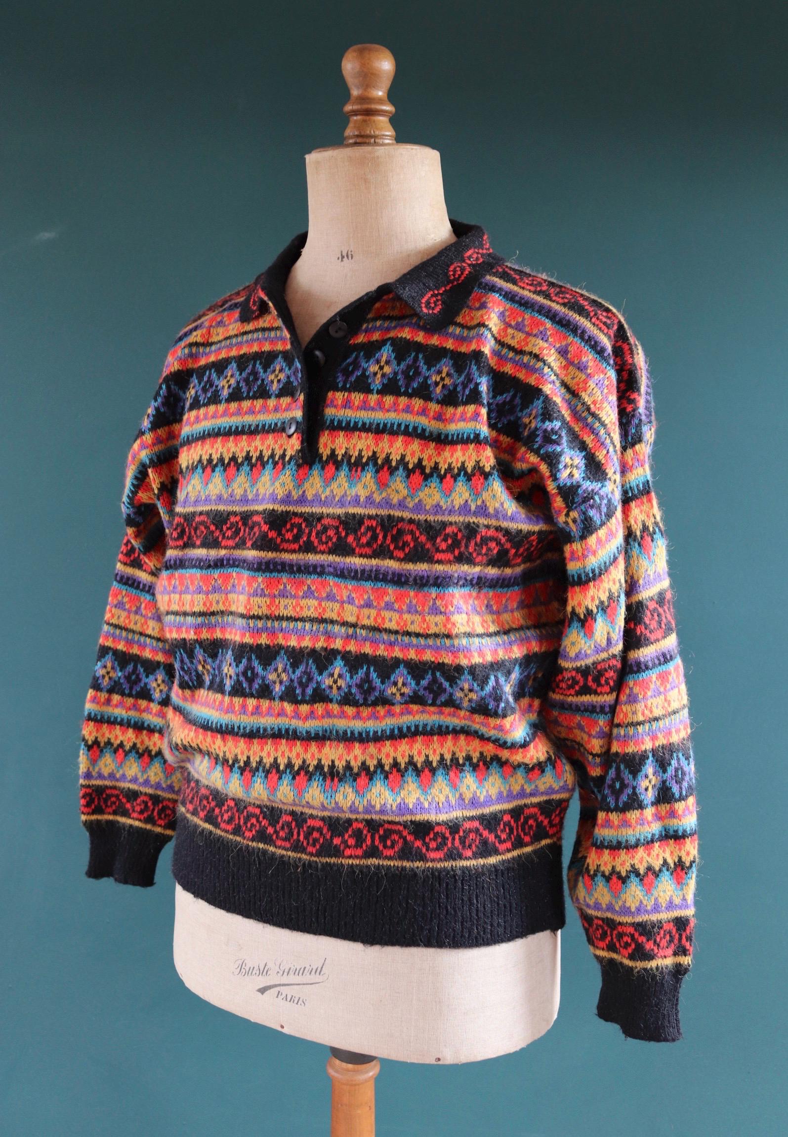 Vintage 1980s knitted jumper - crazy pattern sweater - 44” chest