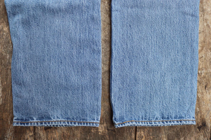 Vintage Levis 501 jeans - blue denim workwear - 33" x 33"