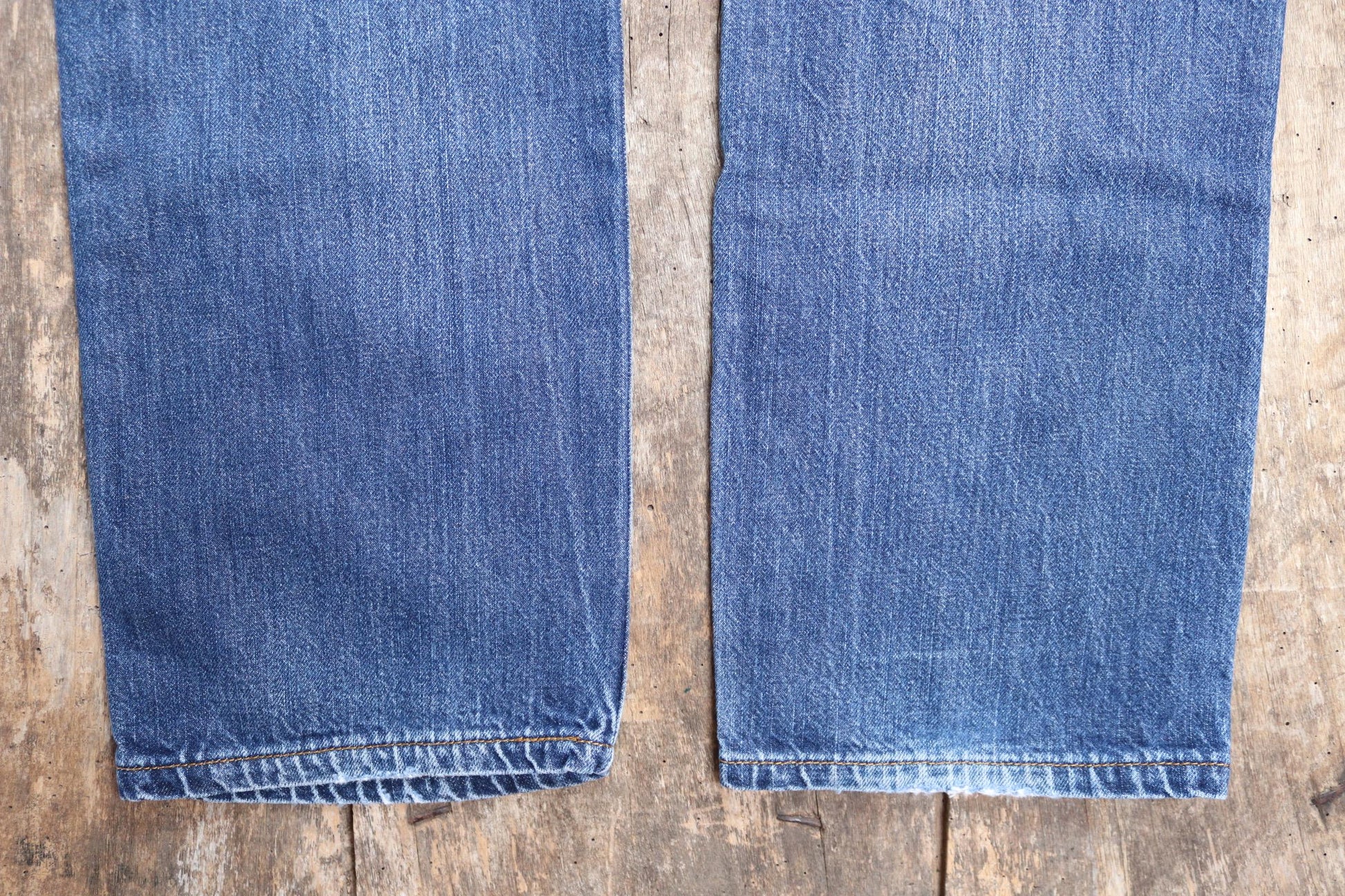 Vintage Levis 501 jeans - blue denim workwear - 31" x 32"