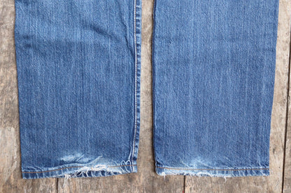 Vintage Levis 501 jeans - blue denim workwear - 32" x 30"