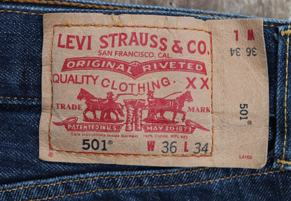 Vintage Levis 501 jeans - blue denim workwear - 35" x 34"