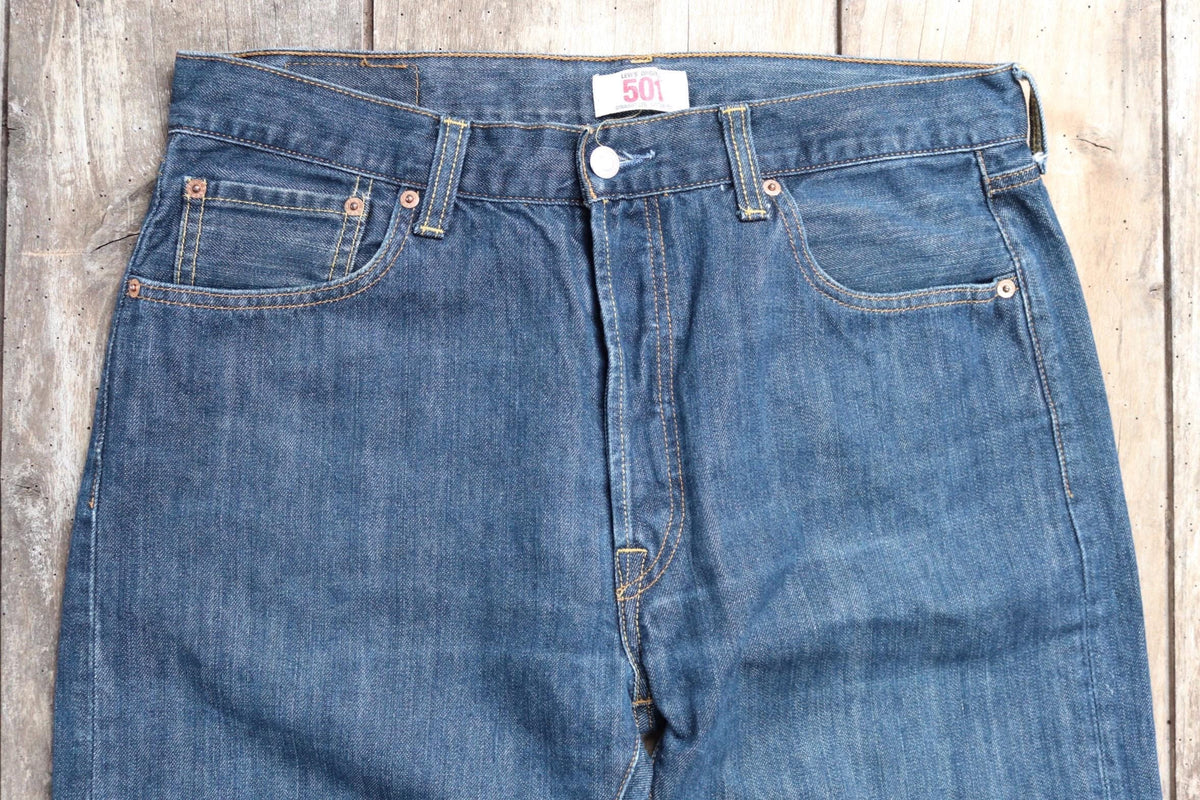 Vintage Levis 501 jeans - blue denim workwear - 35" x 34"