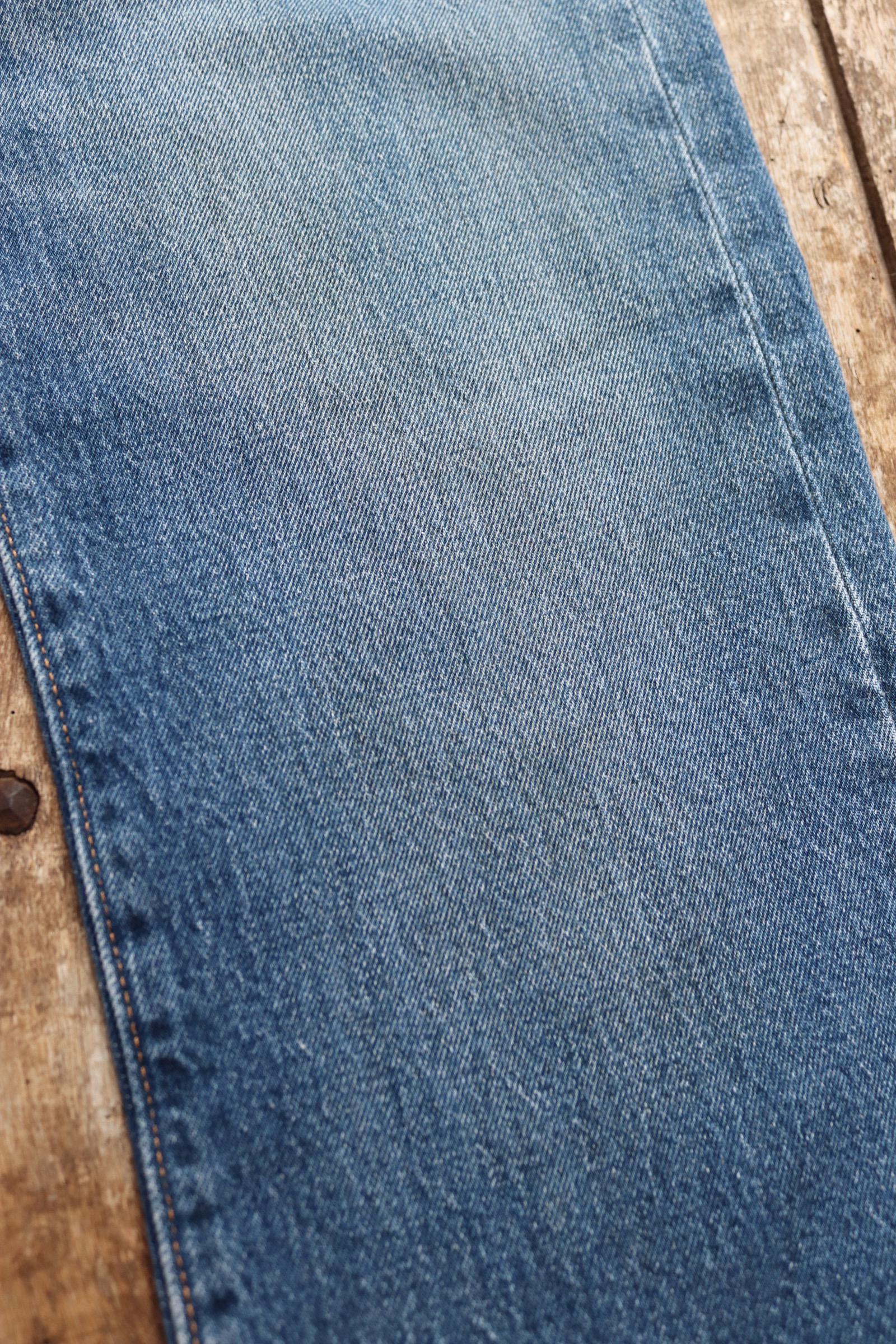 Vintage Levis 501 jeans - blue denim workwear - 33" x 31"