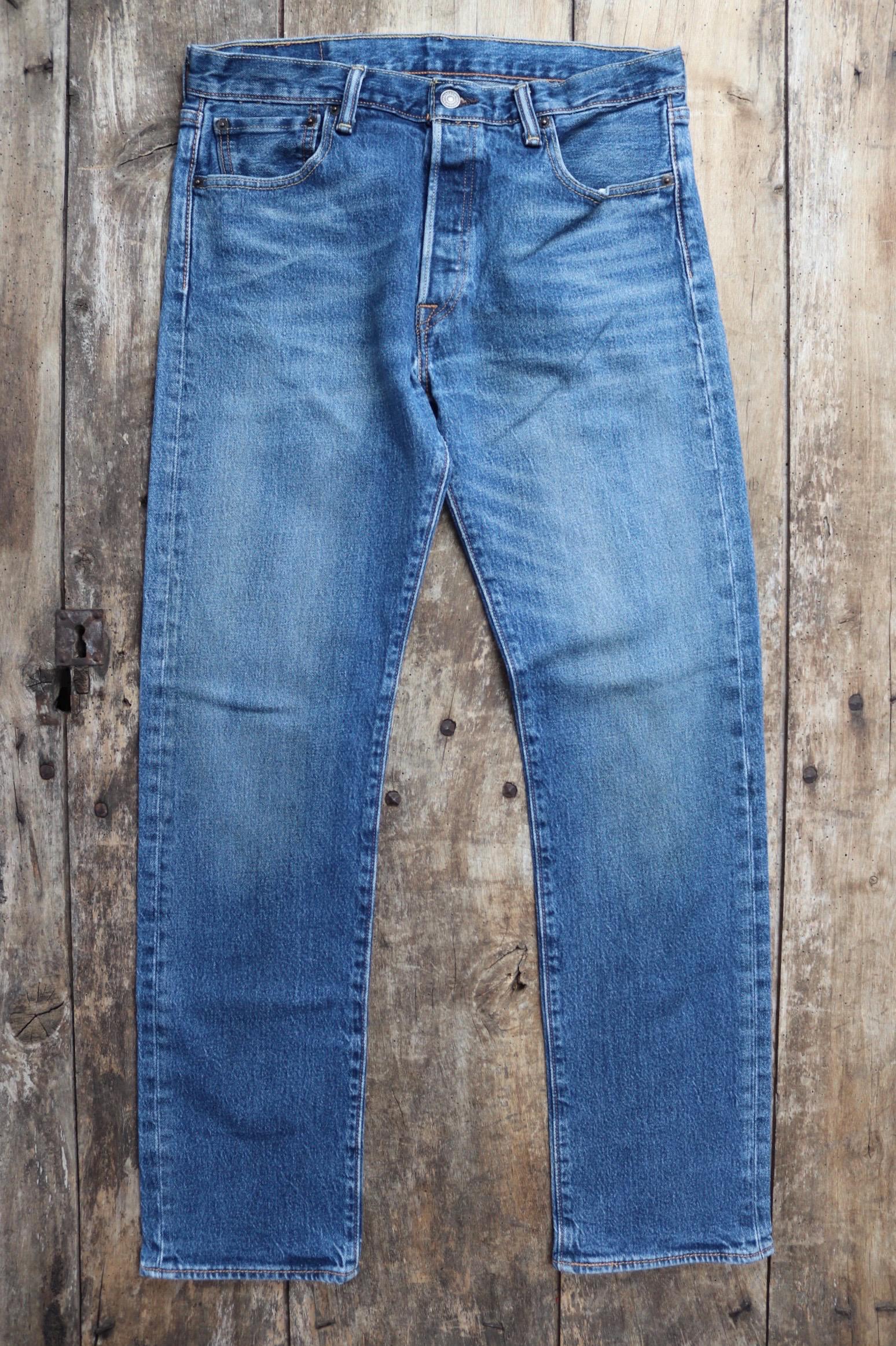 Vintage Levis 501 jeans - blue denim workwear - 33" x 31"
