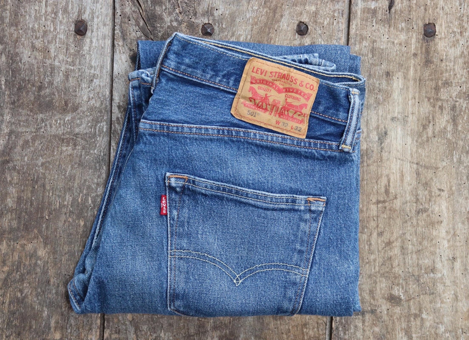 Vintage Levis 501 jeans - blue denim workwear - 33" x 31"