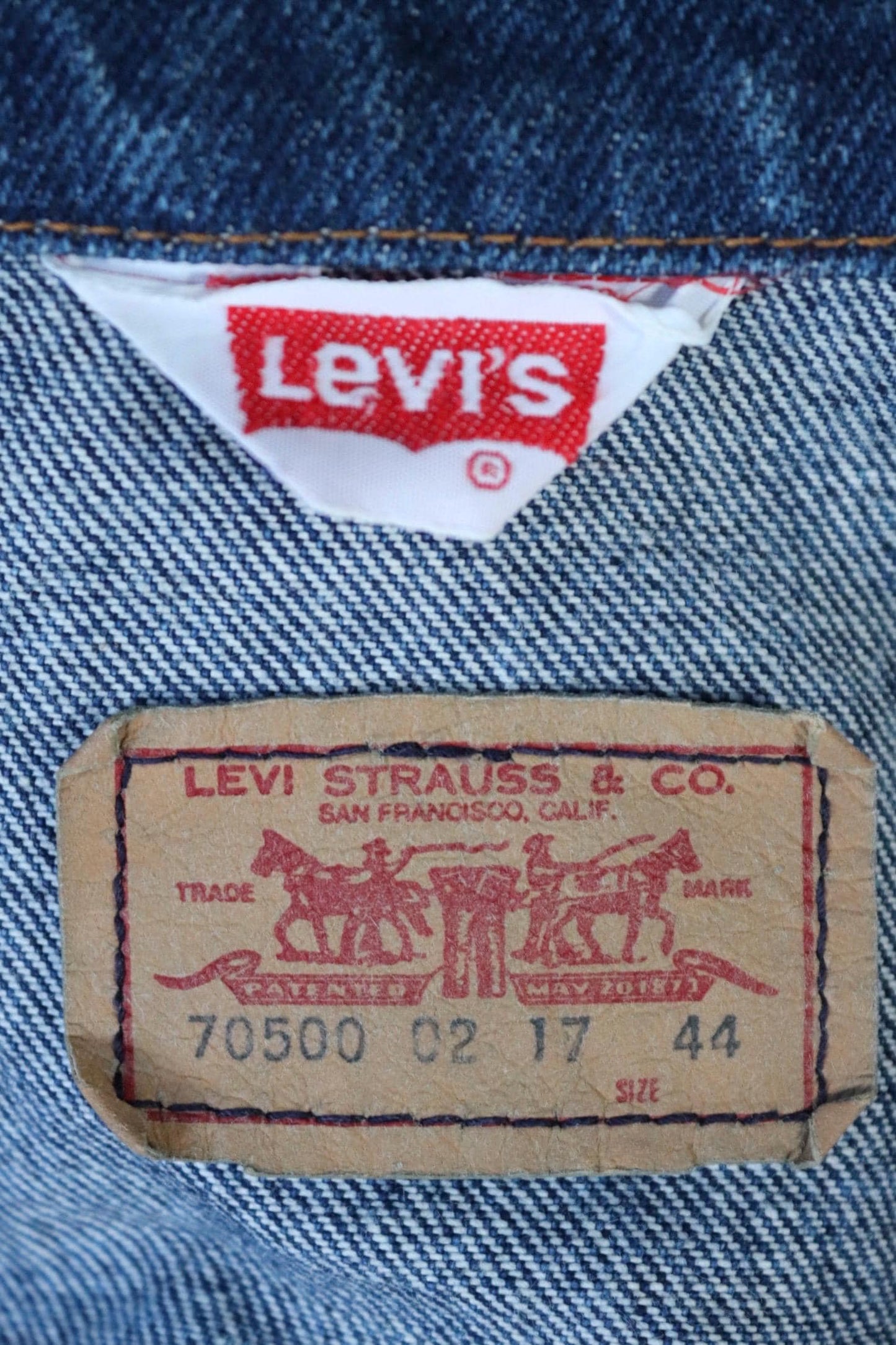 Vintage 1980s Levis denim jacket - 70500-0217 - 46” chest
