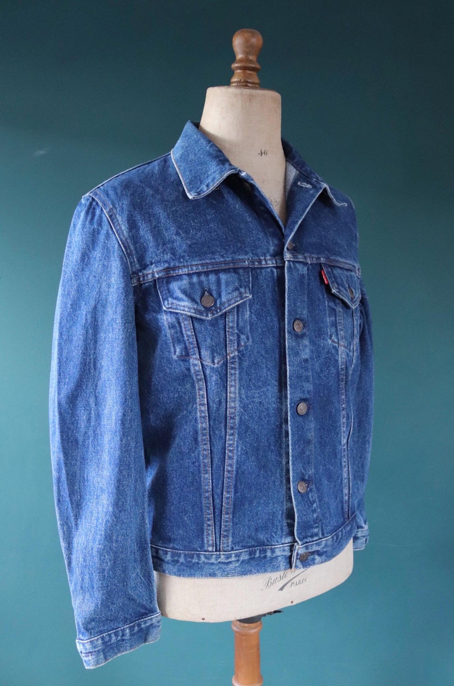 Vintage 1980s Levis denim jacket - 70500-0217 - 46” chest