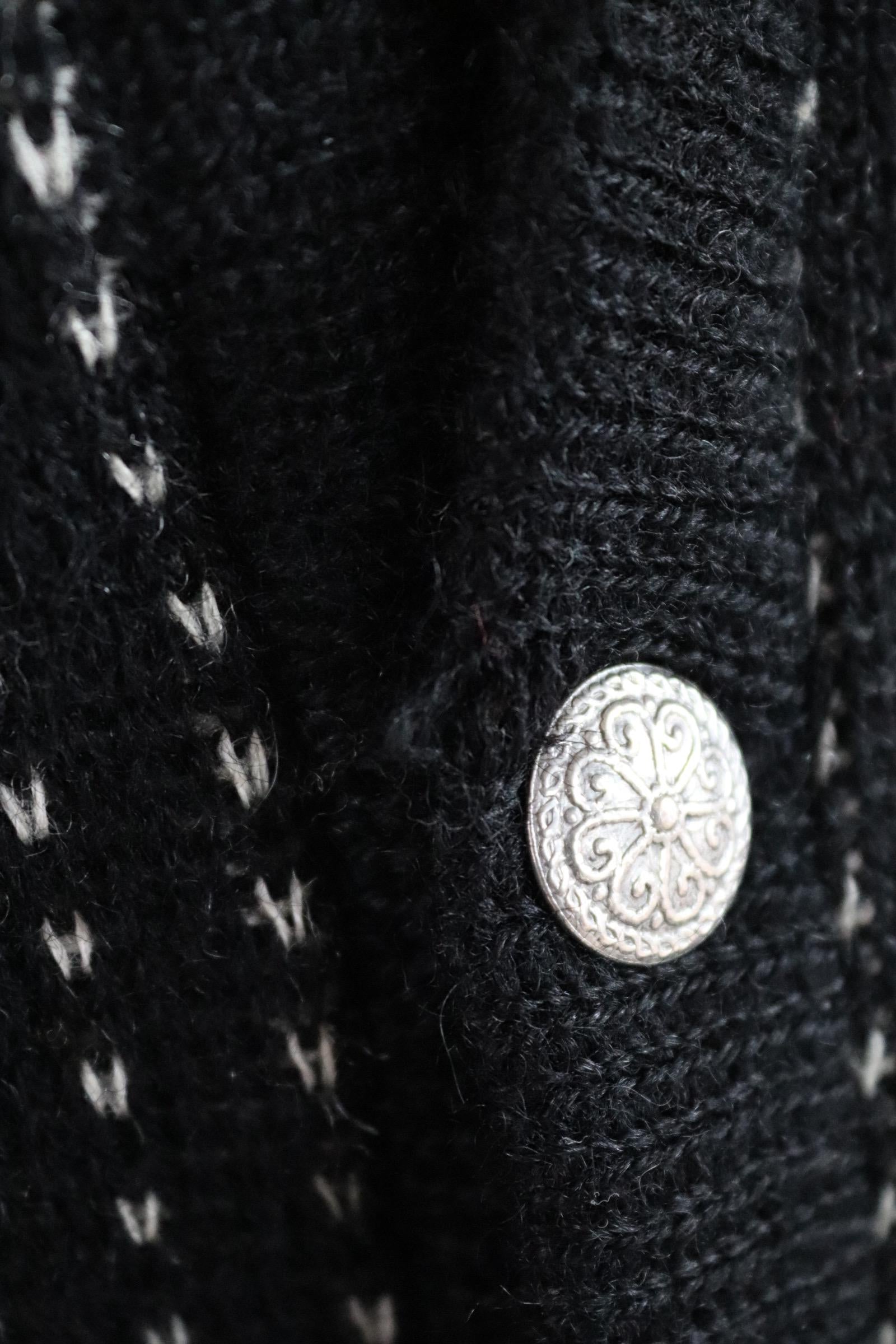 Vintage 1970s Norwegian knitted wool cardigan - Scandi sweater - 46" chest