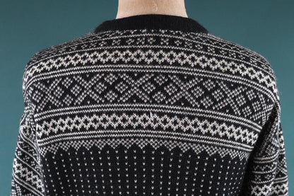 Vintage 1970s Norwegian knitted wool cardigan - Scandi sweater - 46" chest