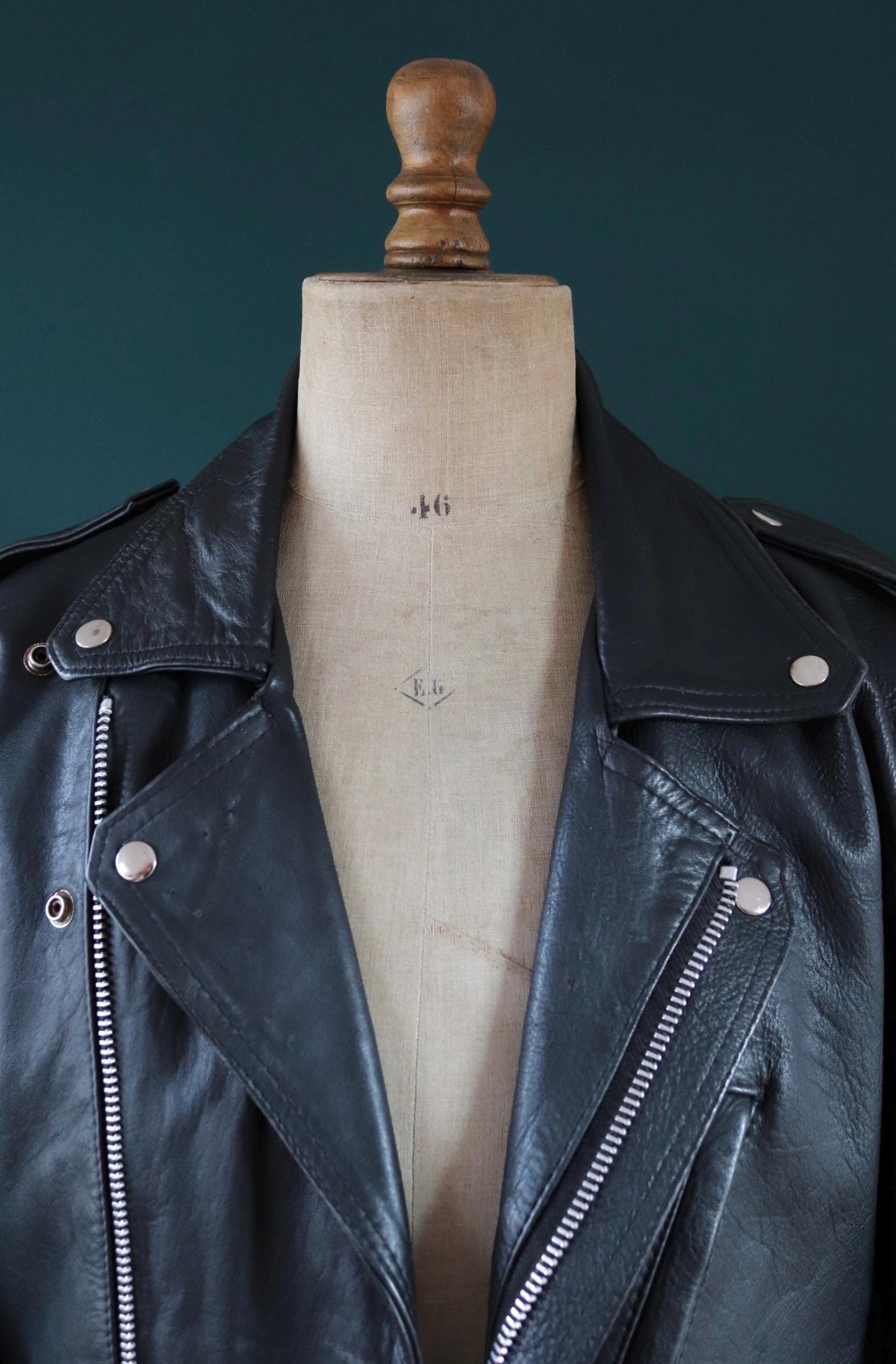 Vintage 1980s black leather biker jacket - 44” chest