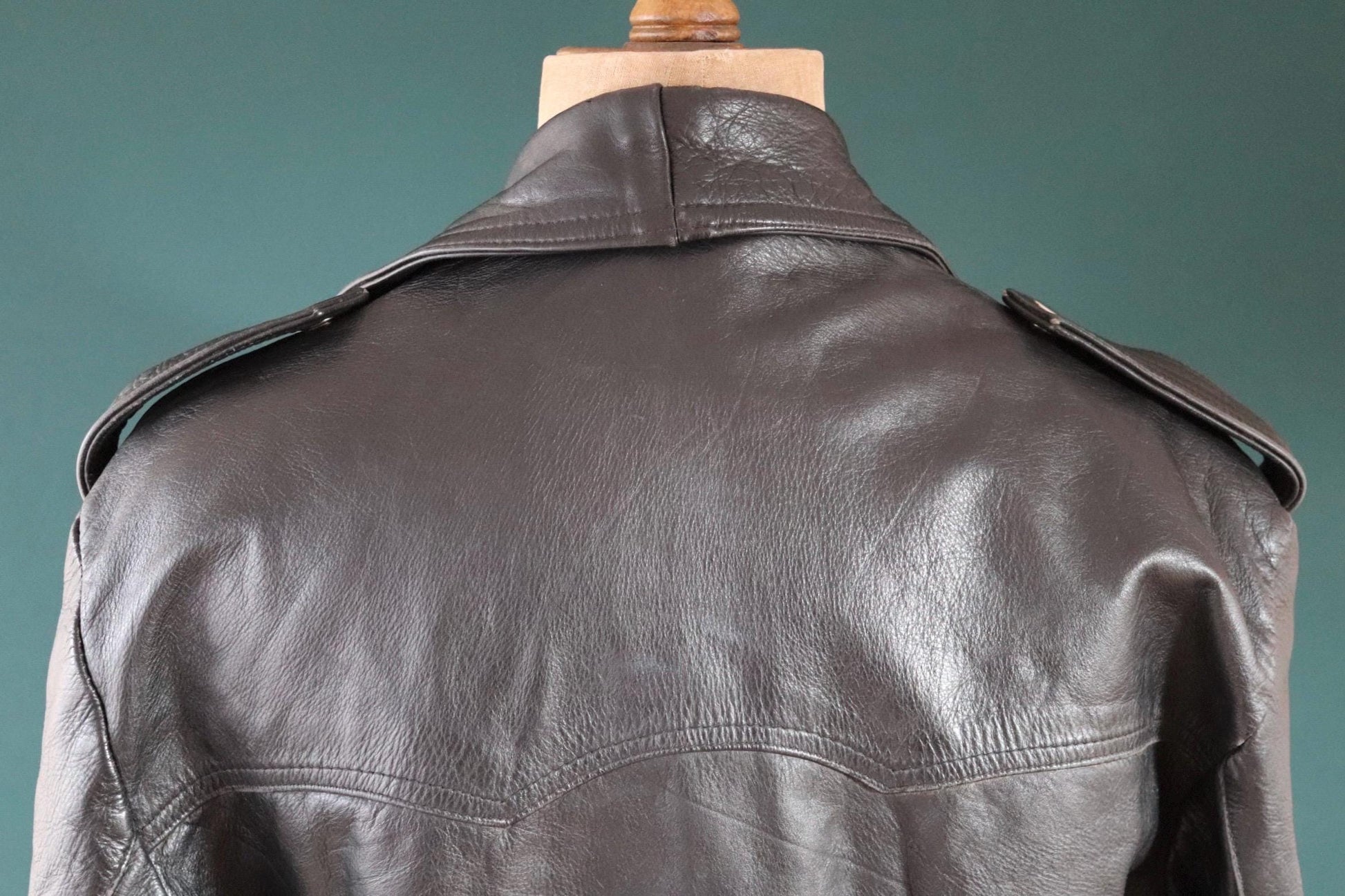 Vintage 1980s black leather biker jacket - 44” chest