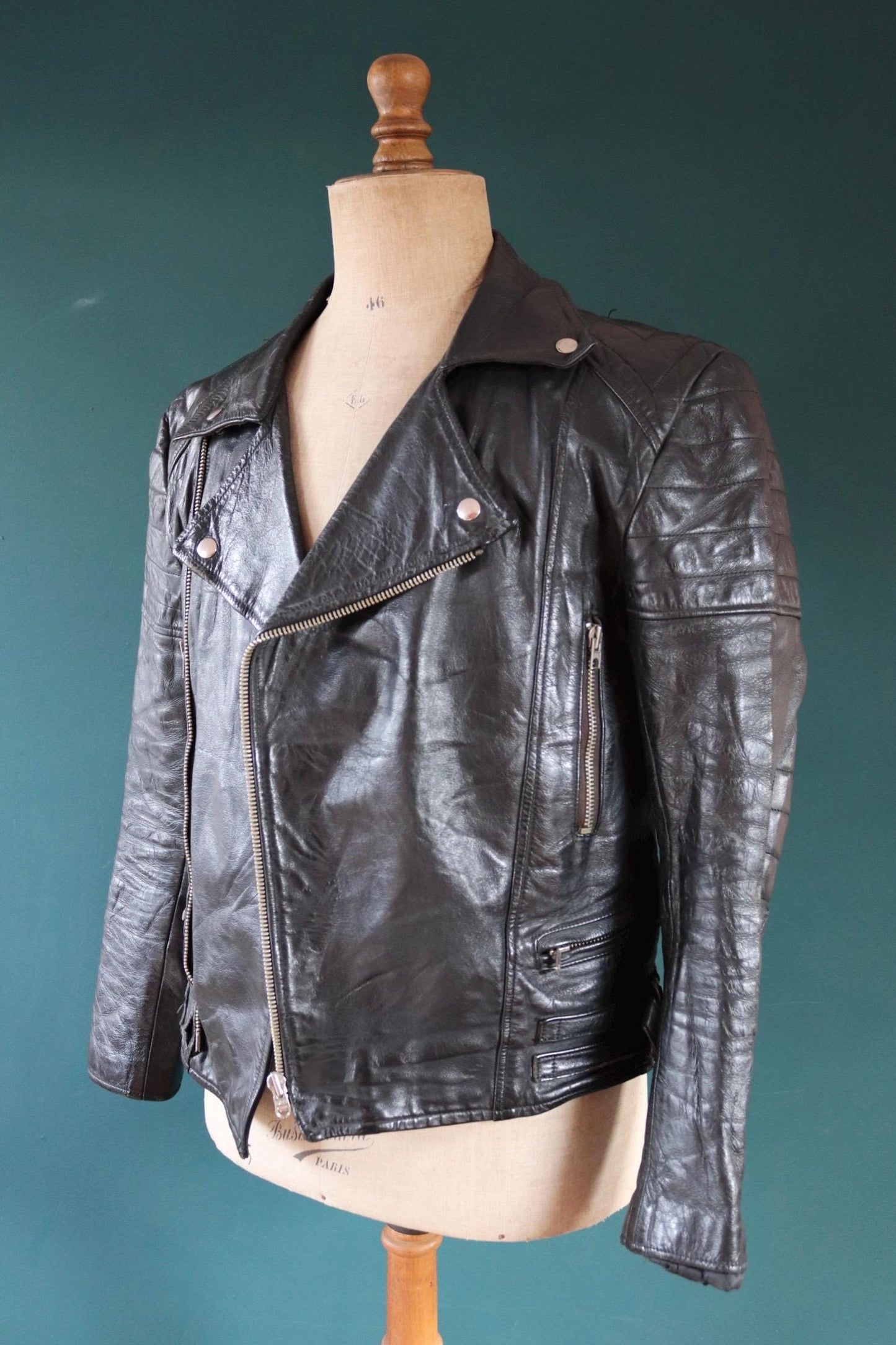 Vintage 1980s black leather biker jacket - 40” chest